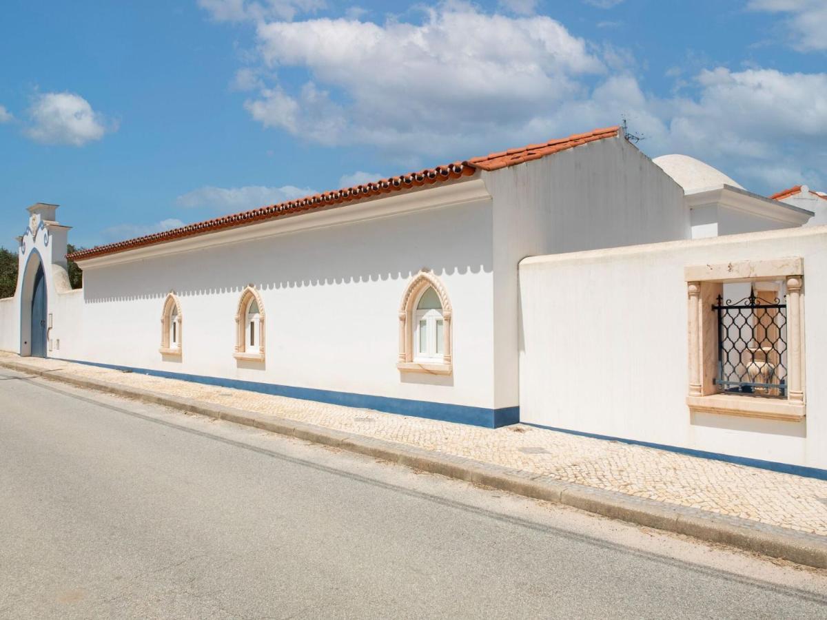 House With Authentic Tiling And Antique Furniture Villa Montemor-o-Novo Luaran gambar